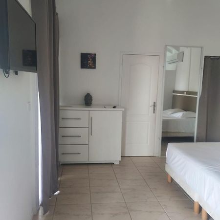 Location Dampierre Apartamento Le Gosier  Exterior foto