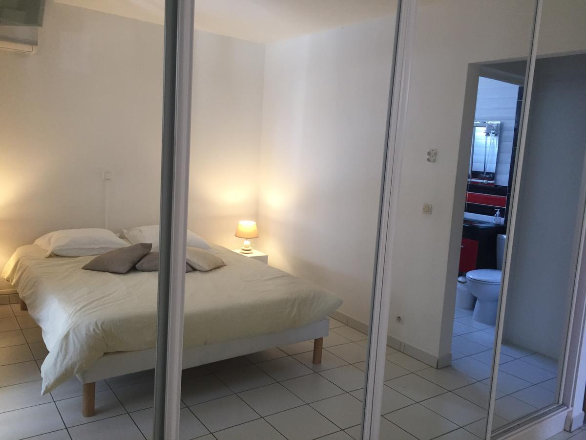 Location Dampierre Apartamento Le Gosier  Exterior foto